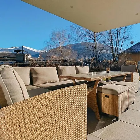 Sonnige Gartenwohnung شقة *