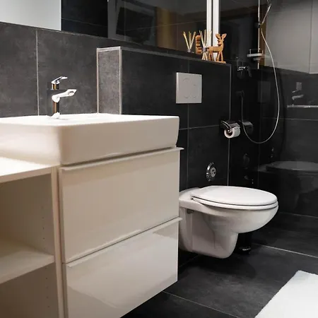 Sonnige Gartenwohnung Διαμέρισμα